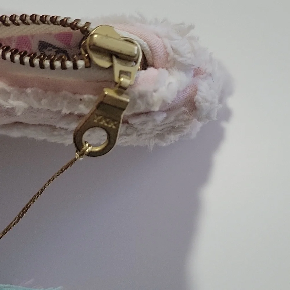 Baggageand Co Essential Oil Pink Pouch With Tassel